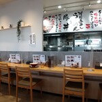 背脂煮干しらーめんと豚丼 誠 - 店内