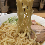 松戸富田麺業 - 太縮れ麺リフト‼️