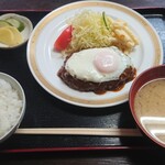 Yamate Shiyokudou - ハンバーグ定食（ご飯少なめ）