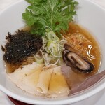 みなとや - きたー(ﾟ∀ﾟ)　牛骨醤油ラーメン！