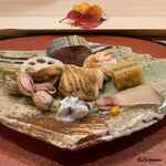 御料理 寺沢 - 鯖ずし､太刀魚 南蛮漬､茹で落花生､赤鯥の炭火焼､くもこ炙り､子持昆布､鯨ベーコン､香茸の白和え