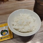 らーめん専門店 煮干しと豚 - 白ご飯