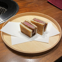 焼肉牛印 銀座店 - ヒレ芯のカツサンド。美味し。