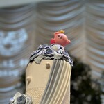 帝国ホテル - カービー。このウェディングケーキの上にのっかってるカービーが家に届いた時、丁度ゲームしててボイチャで軽くディスったら拗ねてたｗ相当好きらしい。