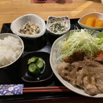 Shokusai Bishu Yashima - 生姜焼き定食850円卯の花•水菜蒲鉾天蒲ﾏﾖ和え