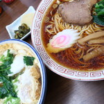 大橋屋食堂 - 中華そば＆かつ丼