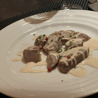 タンテ グラッツィェ - 炙り本鮪のトンナータソース