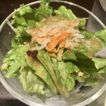 Bistro Roven - 「ホワイトソースのロールキャベツ」(1300円)セットのサラダ