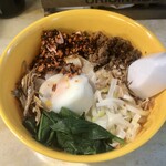 マレーシア屋台バル ちりばり - ランチメニュー「ドライチリ板麺(パンミー)」(900円)