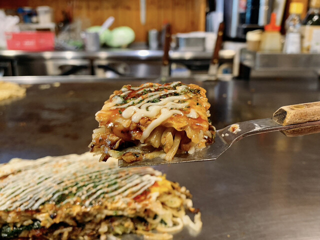 Okonomiyaki Shichifuku photo 3