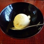 うかい鳥山 - 白ごまアイス