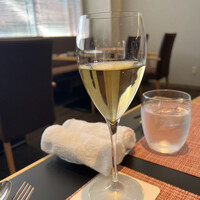 トラント.トロワ - 