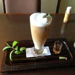 珈琲 菱屋 - アイスカフェオレ