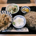 Yabu soba - 日本のご飯 全景