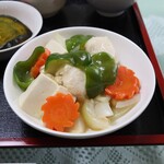 190071524 - メインの「豆腐と鶏肉の煮込み」