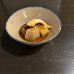 土家 - とろ豚角煮    揚物 松茸 生麩 里芋   醤油餡