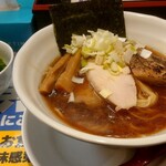 拉麺 へんてこ - 料理写真:鶏清湯しょうがじょうゆラーメン880円