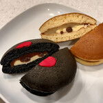 Dorayaki Kona - 期間限定レモン(\230)、信濃大町スイーツプロジェクト参加炭どら(どらキュラ)(\240)