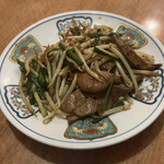 中華料理 シンゲン - ニラレバ