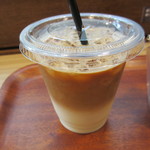 コーヒースタンド 36℃ - アイスカフェラテ　３００円