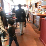 店内はこんな感じ