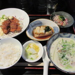 Oishii Daidokoro Juunikagetsu - あさり、白菜、セリのクラムチャウダー定食　850円