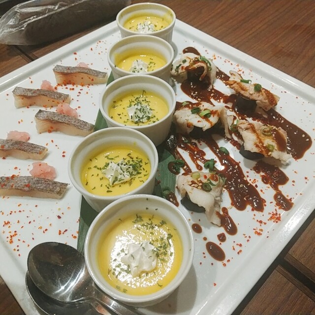 Seseragi o Kiki Nagara Shinagawa Ekimae Ten