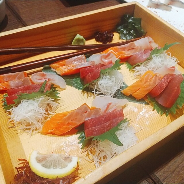 Seseragi o Kiki Nagara Shinagawa Ekimae Ten photo 3