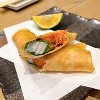 赤坂うまや 新宿 - 揚げ春巻は山芋と大葉が良いアクセントに！