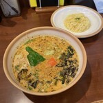 SOUP CURRY KING - 納豆挽肉カリー、2番、岩のりTP、ライス100g