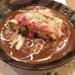 Supun - 週替わりの「ぜいたくスペイン風オムレツカレー、トマトソースと焼きチーズをのせて