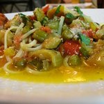 カトリカ - 野菜のパスタ　ミネストローネとカポナータの中間ぐらいの野菜煮が入っています