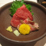 荒井屋 万國橋店 - 牛刺し