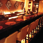 まるだ。 - おひとり様歓迎♪　奥行のあるカウンターで寛いで下さい♪