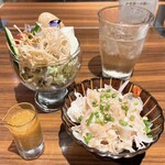 元祖博多めんたい重 - サラダと酢もつとハイボール