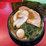 豚骨醤油ラーメン 王道家 - ラーメン　豚トロ　豚バラ追加(22-11)