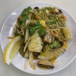 魚炒芹菜（文甲イカとセロリの炒め）