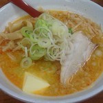 味噌バターラーメン　690円　（ノーマルは590円也）