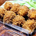 大豆生田商店 - いもフライ 各1本　150円＜テイクアウト＞
•甘い（フルーツソース）
•甘酸っぱい（蔵のソース）