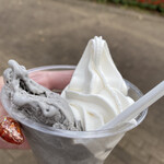 Meimu - ジェラート＆ソフトクリーム　黒ごま、ソフトクリーム