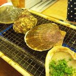 磯丸水産 渋谷宇田川町店 - 貝盛り合わせと、蟹味噌
