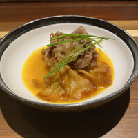 肉割烹 肉かぶく - サーロインと白舞茸のすき焼き