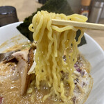 のだ麺 ～縁～ - ピリ辛芳醇味噌 ¥1000
            麺は棣鄂の中太ちぢれ麺