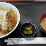 かつどんのかつどん家 - ロースカツ丼(厚切りロース肉)(980円)