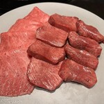 Yakiniku Ushijirushi - 