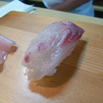 幸っちゃん寿司 - 石鯛