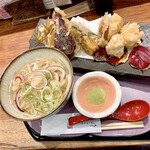 金澤さぬき - 白子と野菜の天ぷらうどん（冷）