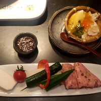 飛騨牛一頭家 馬喰一代 銀座 - ランチ共通の前菜。良いです。