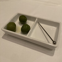 クラリタ ダ マリッティマ - 食前のオリーブ。
