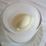 ウシマル - 朝搾りたての牛乳のアイスクリームとヨーグルト2